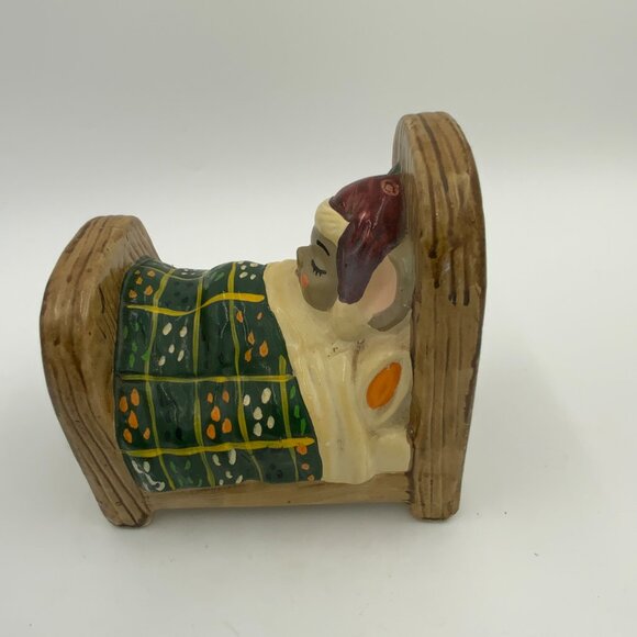 Vintage Mouse Asleep in Bed "Not a Creature Was Stirring" Ceramic Coin Bank - Picture 5 of 6